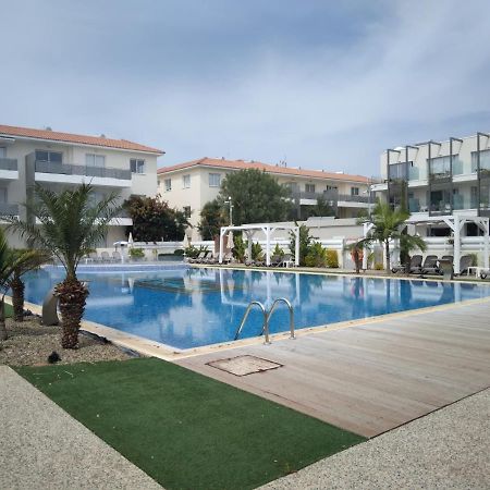 Sweet Retreat Apartment Paralimni Ngoại thất bức ảnh