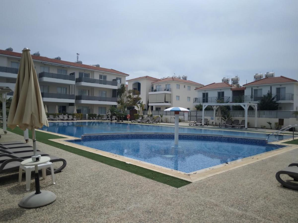 Sweet Retreat Apartment Paralimni Ngoại thất bức ảnh