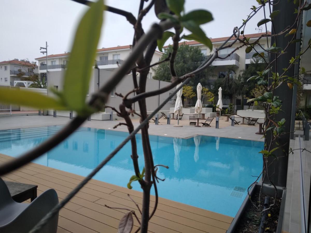 Sweet Retreat Apartment Paralimni Ngoại thất bức ảnh