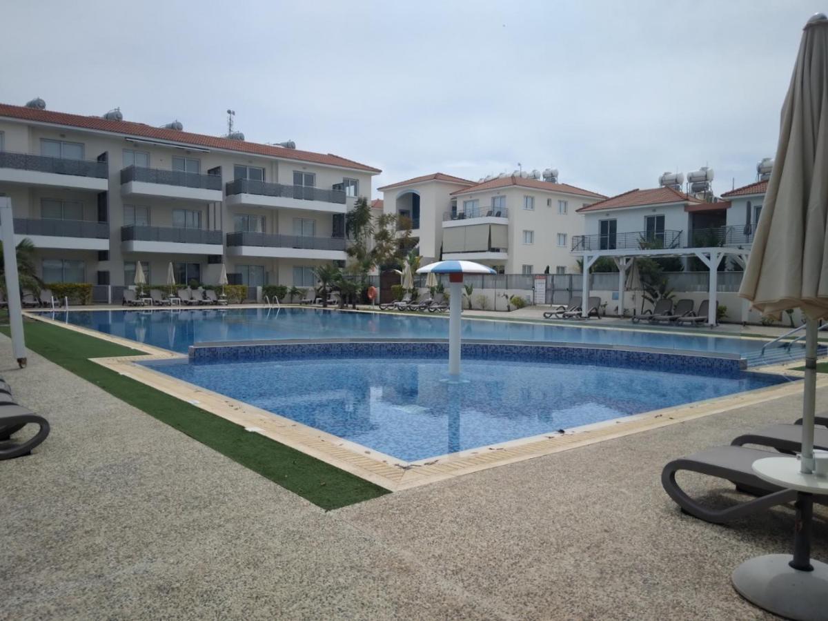 Sweet Retreat Apartment Paralimni Ngoại thất bức ảnh