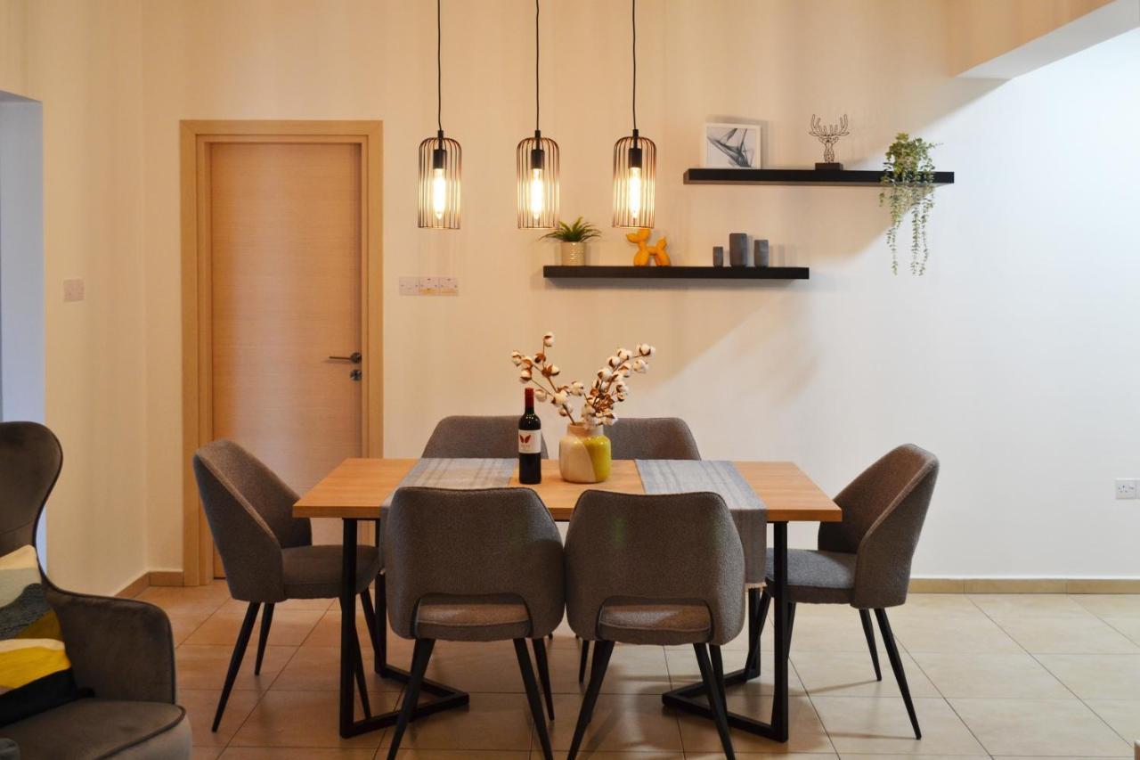 Sweet Retreat Apartment Paralimni Ngoại thất bức ảnh